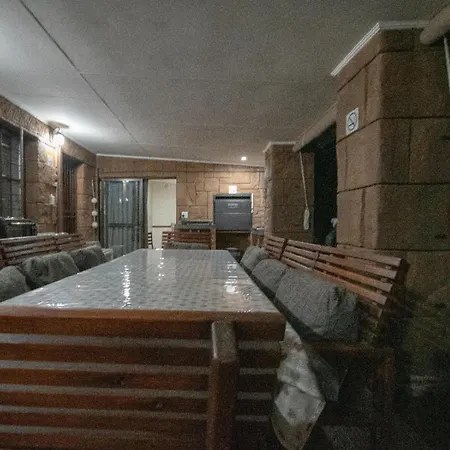 Tipperary Game Lodge - Nelspruit Karino Room photo
